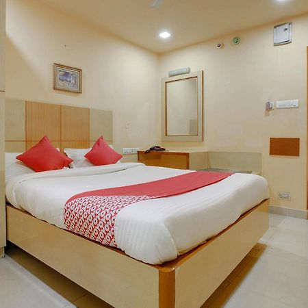 Hotel O Shanta Residency Lodge Sururnagar エクステリア 写真