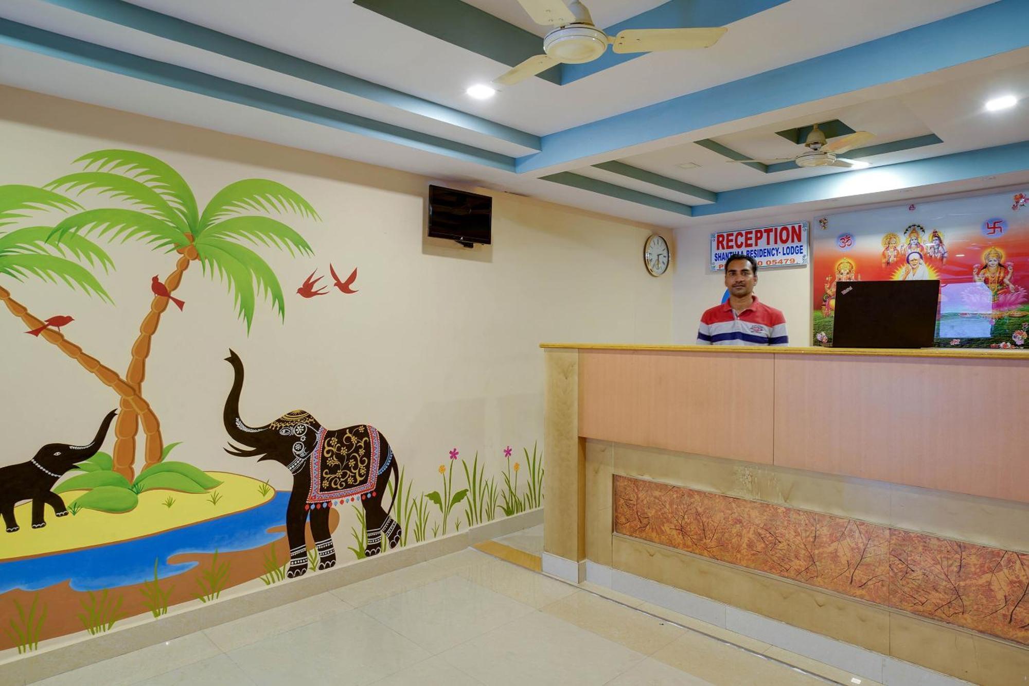 Hotel O Shanta Residency Lodge Sururnagar エクステリア 写真